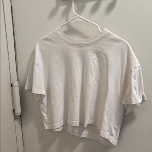 NUUDS LARGE White Women's Crop Top Tee